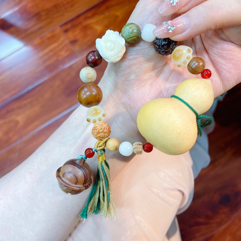 Ethnic Fashion Way - Multi-Treasure Gourd Bracelet With Sandalwood Moon