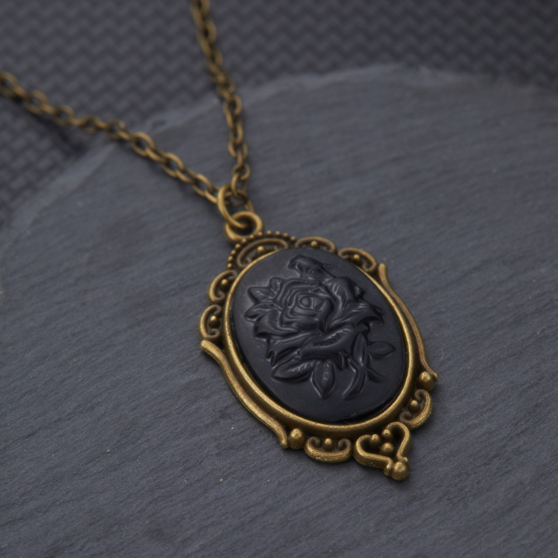 Retro and Trendy Oval Pendant  – Y2K Ethnic Fashion recenzja i cena