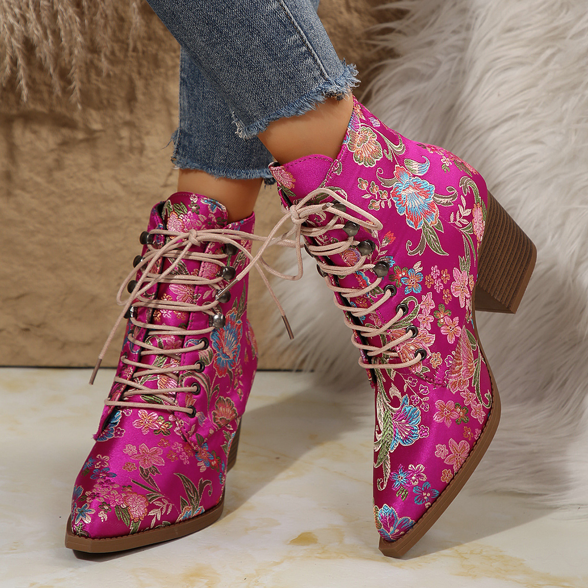 Ethnic Pointed-Toe Ankle Boots – Winter Ethnic Fashion For Women recenzja i cena