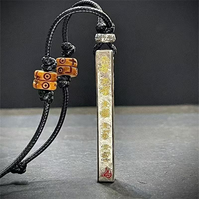 Five-way God of Wealth Pendant – Ethnic Fashion Way recenzja i cena