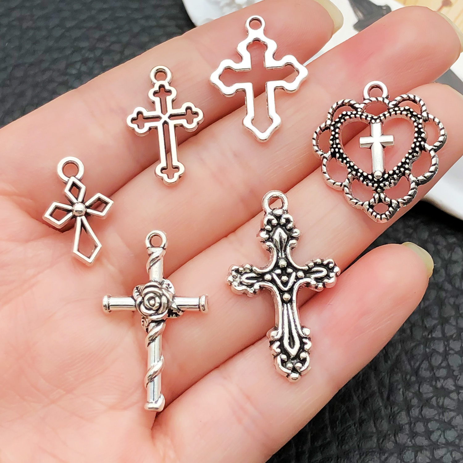 52pcs Assorted Cross Pendants  – Ethnic Fashion Jewellery recenzja i cena