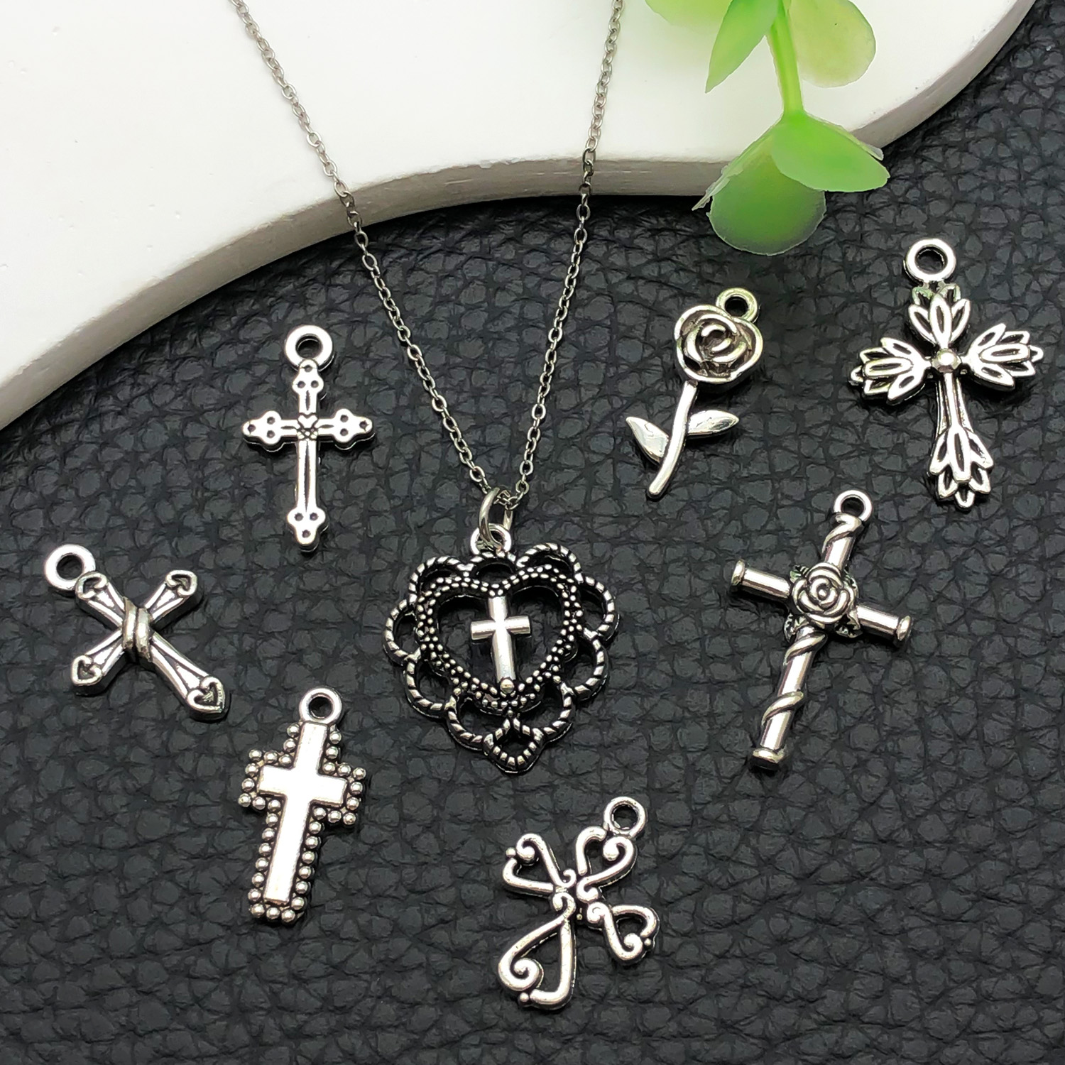 52pcs Assorted Cross Pendants  – Ethnic Fashion Jewellery recenzja i cena
