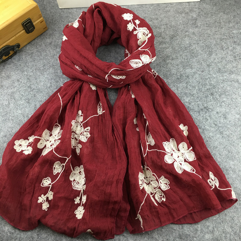Many Colours Ethnic Embroidery – Winter Ethnic Fashion For Women recenzja i cena