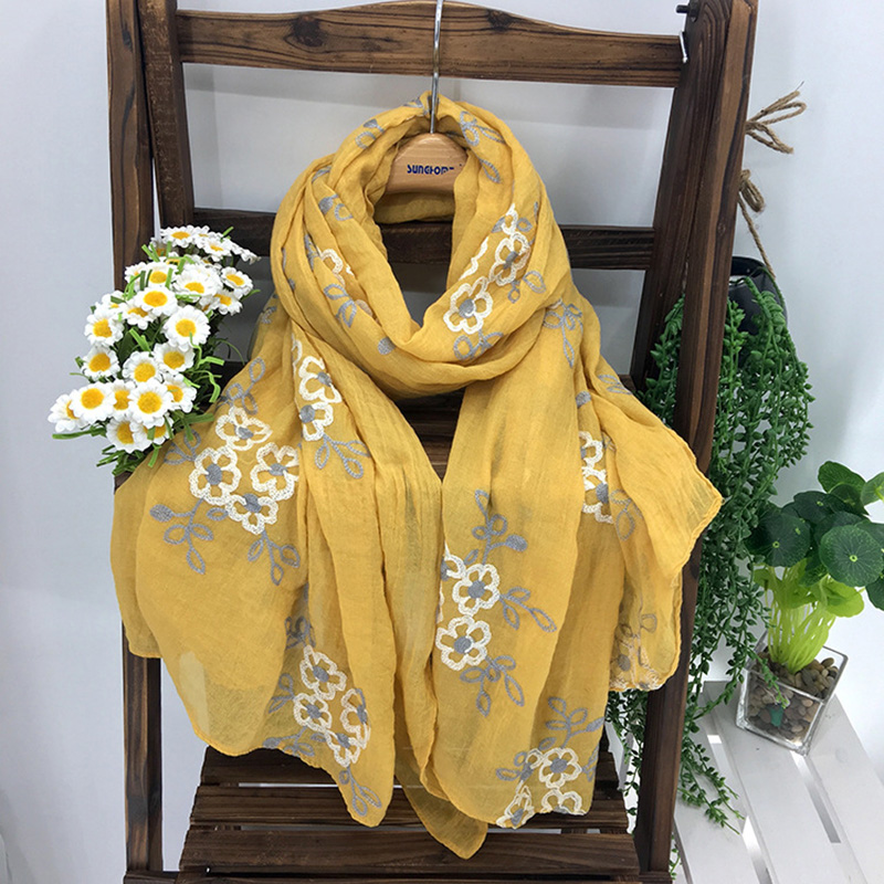 Many Colours Ethnic Embroidery – Winter Ethnic Fashion For Women recenzja i cena