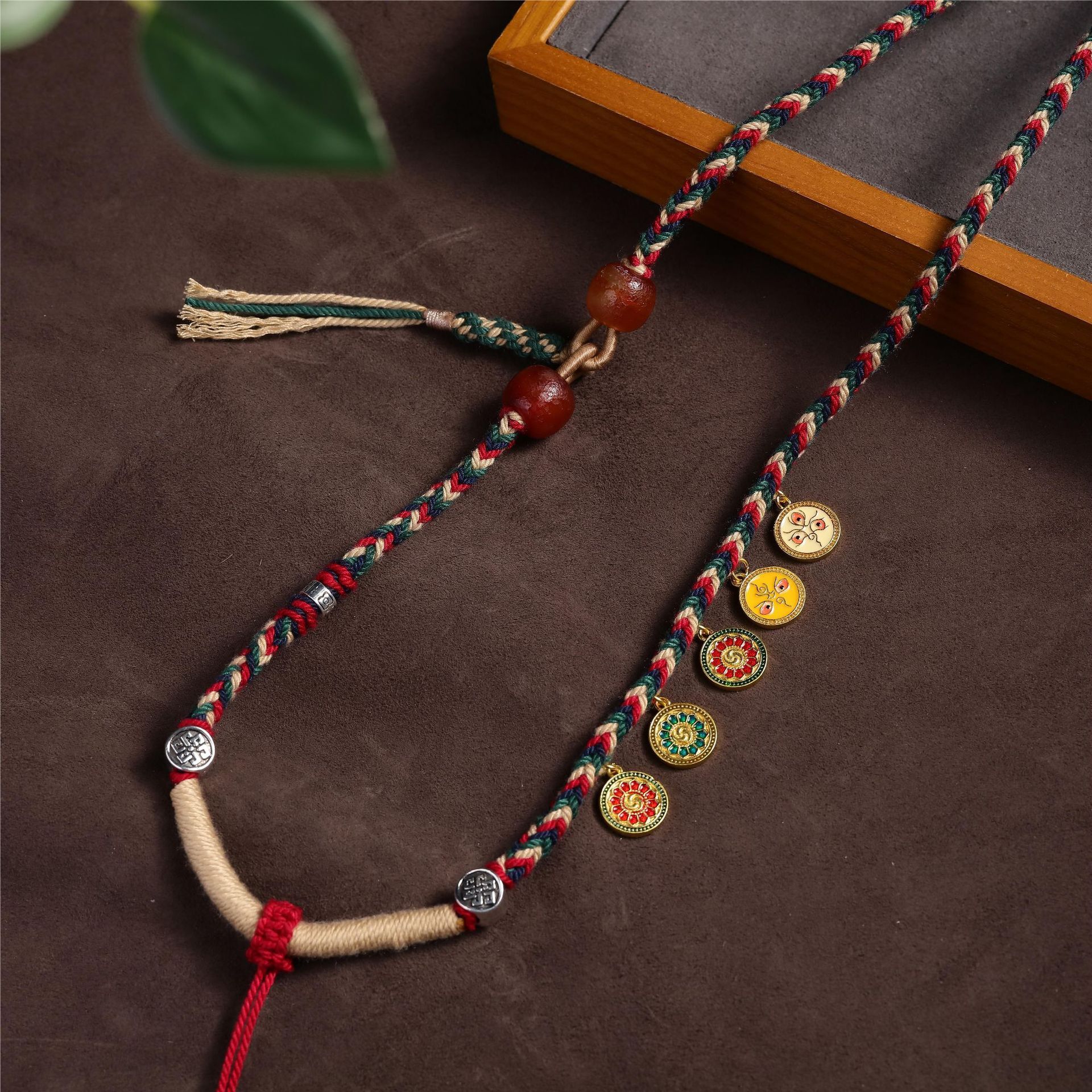 Tibetan Five Way Colorful Pend – Ethnic Fashion Way recenzja i cena